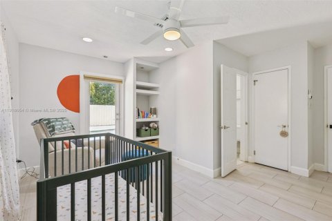 Villa ou maison à vendre à Fort Lauderdale, Floride: 4 chambres, 207.17 m2 № 1974063 - photo 18