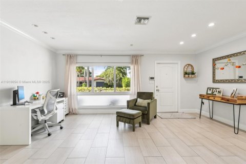 Villa ou maison à vendre à Fort Lauderdale, Floride: 4 chambres, 207.17 m2 № 1974063 - photo 15