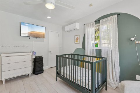 Villa ou maison à vendre à Fort Lauderdale, Floride: 4 chambres, 207.17 m2 № 1974063 - photo 19