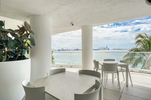 Condominio en venta en Miami, Florida, 2 dormitorios, 91.51 m2 № 1712809 - foto 30