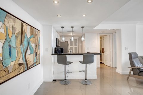 Condominio en venta en Miami, Florida, 2 dormitorios, 91.51 m2 № 1712809 - foto 11
