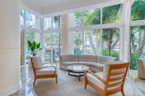 Condominio en venta en Miami, Florida, 2 dormitorios, 91.51 m2 № 1712809 - foto 4