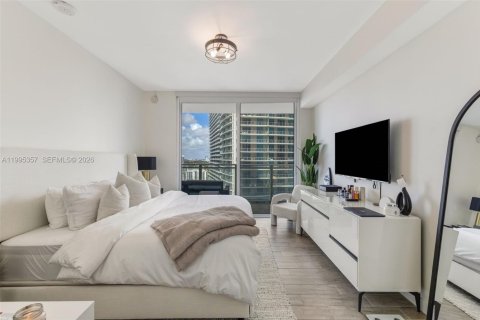Condominio en alquiler en Miami, Florida, 2 dormitorios, 105.35 m2 № 2058855 - foto 12