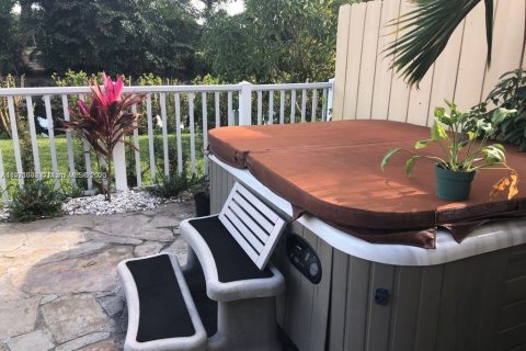 Casa en alquiler en Doral, Florida, 3 dormitorios, 210.98 m2 № 1975385 - foto 27