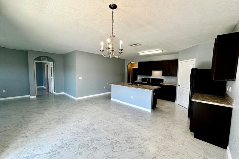 Villa ou maison à louer à Winter Haven, Floride: 3 chambres, 170.75 m2 № 2426915 - photo 21