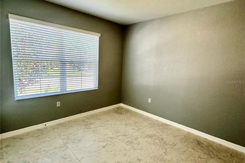 Villa ou maison à louer à Winter Haven, Floride: 3 chambres, 170.75 m2 № 2426915 - photo 6