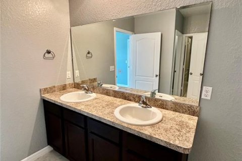 Villa ou maison à louer à Winter Haven, Floride: 3 chambres, 170.75 m2 № 2426915 - photo 30