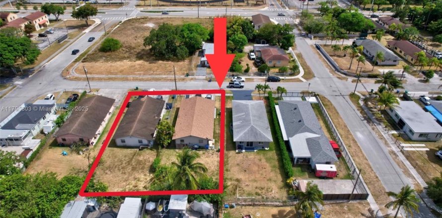 Commercial property in Miami, Florida 156.08 sq.m. № 1867226