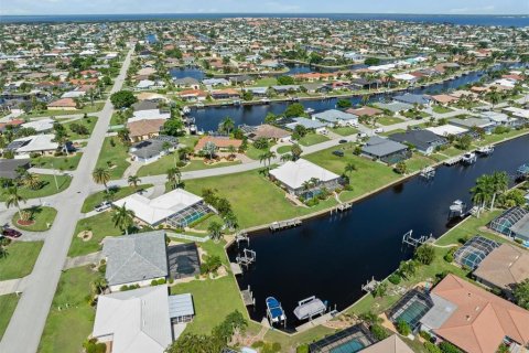 Terrain à vendre à Punta Gorda, Floride № 2310845 - photo 6
