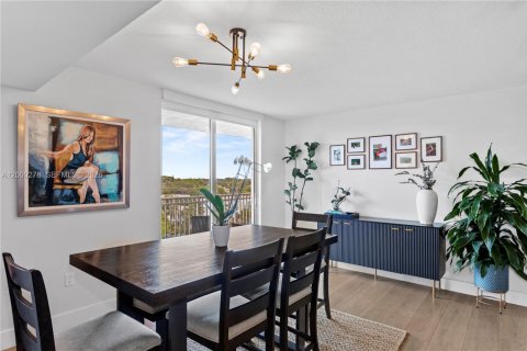 Copropriété à vendre à Miami, Floride: 2 chambres, 95.69 m2 № 2065287 - photo 5