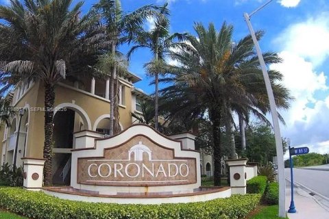 Condominio en Doral, Florida, 3 dormitorios  № 2173293