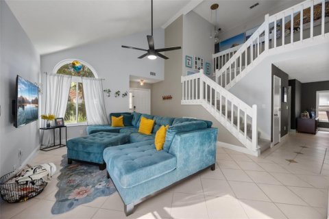 Villa ou maison à vendre à Winter Springs, Floride: 3 chambres, 186.18 m2 № 2429484 - photo 4