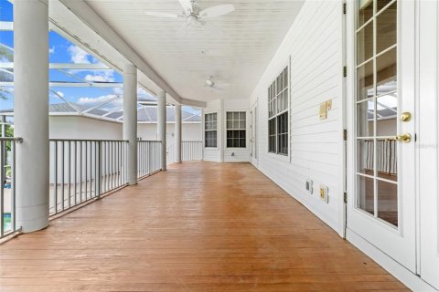 House in Lutz, Florida 3 bedrooms, 333.05 sq.m. № 1877387 - photo 15