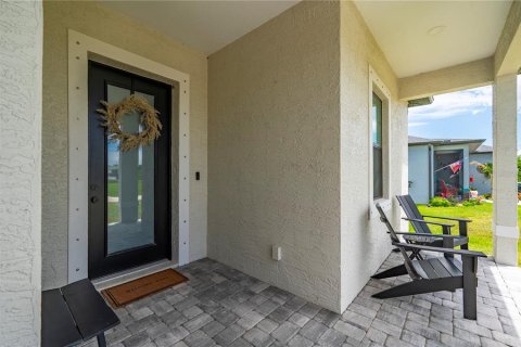 Villa ou maison à vendre à Port Charlotte, Floride: 3 chambres, 173.17 m2 № 2350390 - photo 3