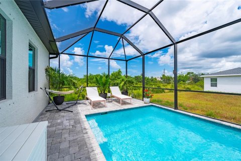 Villa ou maison à vendre à Port Charlotte, Floride: 3 chambres, 173.17 m2 № 2350390 - photo 29