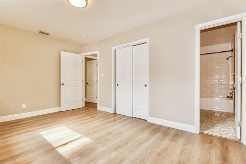 Villa ou maison à vendre à Seminole, Floride: 3 chambres, 148.27 m2 № 2330341 - photo 13