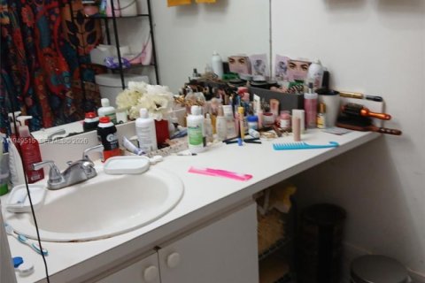 Снять в аренду квартиру в Хайалиа, Флорида 2 спальни, 71.53м2, № 2005509 - фото 6