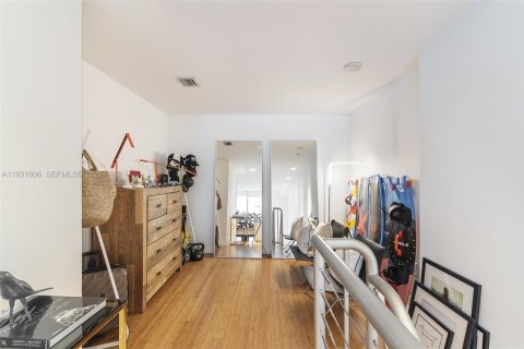 Снять в аренду кондоминиум в Майами, Флорида 1 спальня, 92.9м2, № 1991631 - фото 12