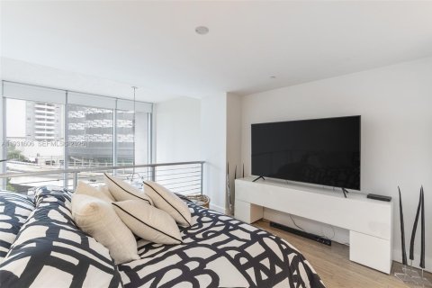 Снять в аренду кондоминиум в Майами, Флорида 1 спальня, 92.9м2, № 1991631 - фото 9