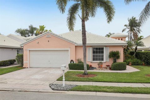 House in Pembroke Pines, Florida 3 bedrooms, 164.07 sq.m. № 2050852 - photo 3