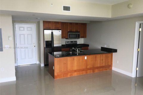 Condominio en venta en Coral Gables, Florida, 2 dormitorios, 90.12 m2 № 2011834 - foto 4