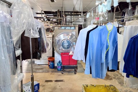 Купить коммерческую недвижимость в Хайалиа, Флорида № 2050469 - фото 5