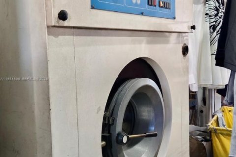 Купить коммерческую недвижимость в Хайалиа, Флорида № 2050469 - фото 15