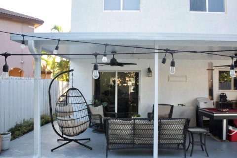 Купить виллу или дом в Хомстед, Флорида 3 спальни, 140м2, № 1923974 - фото 24