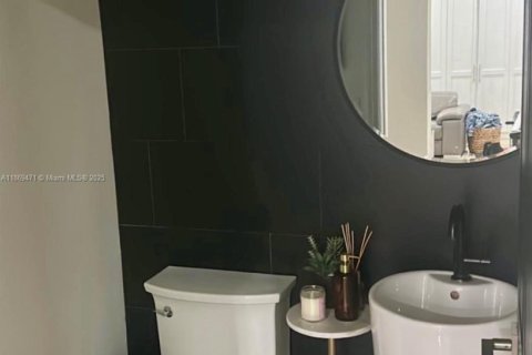 Купить виллу или дом в Хомстед, Флорида 3 спальни, 140м2, № 1923974 - фото 13