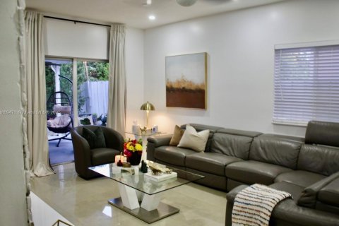 Купить виллу или дом в Хомстед, Флорида 3 спальни, 140м2, № 1923974 - фото 4