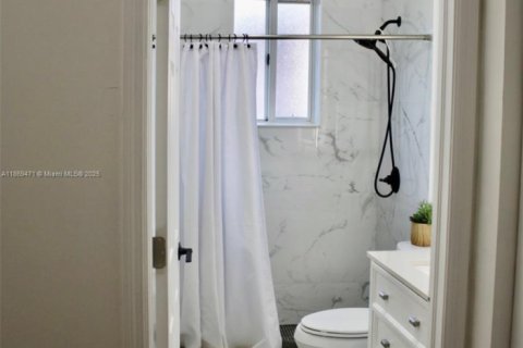 Купить виллу или дом в Хомстед, Флорида 3 спальни, 140м2, № 1923974 - фото 19