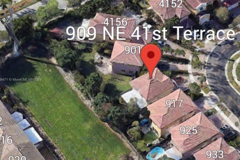 Купить виллу или дом в Хомстед, Флорида 3 спальни, 140м2, № 1923974 - фото 28