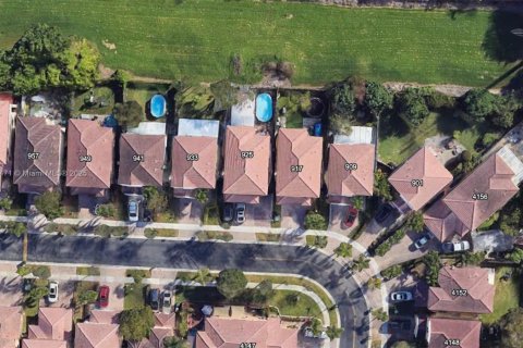 Купить виллу или дом в Хомстед, Флорида 3 спальни, 140м2, № 1923974 - фото 29