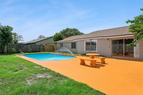 House in Orlando, Florida 4 bedrooms, 141.12 sq.m. № 2391559 - photo 30