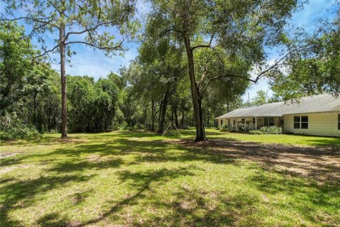 Villa ou maison à vendre à Lady Lake, Floride: 6 chambres, 348.57 m2 № 1886023 - photo 11