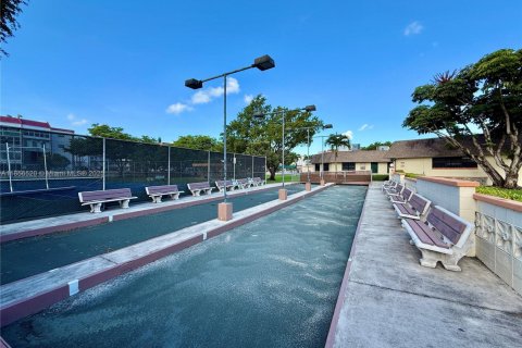 Condo in Lauderdale Lakes, Florida, 1 bedroom  № 1878523 - photo 25