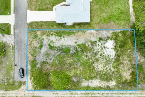 Terreno en venta en Lehigh Acres, Florida № 1961135 - foto 14
