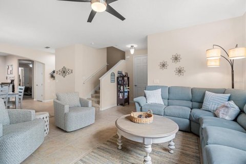 Adosado en venta en Orlando, Florida, 3 dormitorios, 181.72 m2 № 1872779 - foto 3