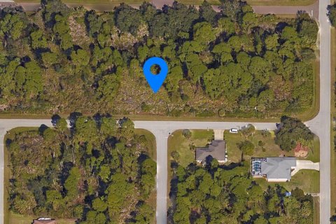 Terreno en Port Charlotte, Florida № 2224111