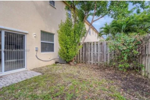 Townhouse in Cutler Bay, Florida 2 bedrooms, 135.45 sq.m. № 2261583 - photo 21