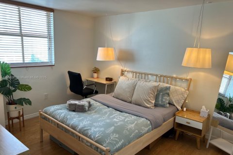 Copropriété à louer à Miami Beach, Floride: 2 chambres, 89.09 m2 № 1897014 - photo 17