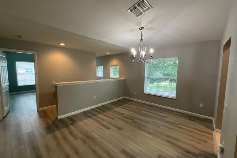 Condo in Sanford, Florida, 2 bedrooms  № 1903406 - photo 6