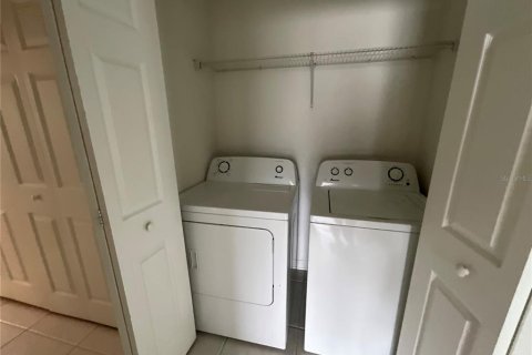 Condo in Sanford, Florida, 2 bedrooms  № 1903406 - photo 15
