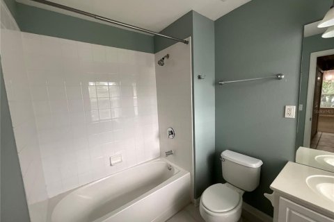 Condo in Sanford, Florida, 2 bedrooms  № 1903406 - photo 14