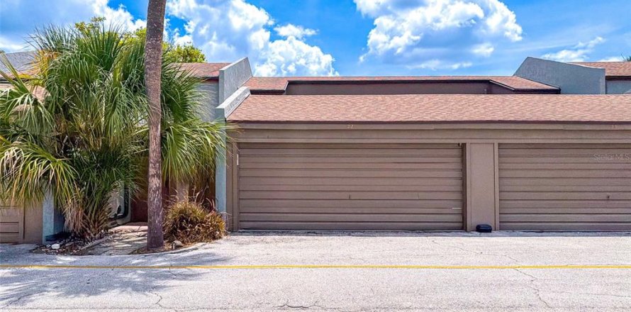 Condo à Winter Haven, Floride, 2 chambres  № 2237445