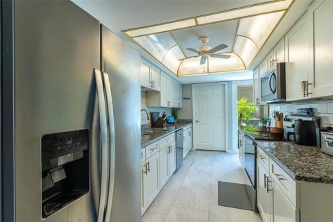 Copropriété à vendre à Winter Haven, Floride: 2 chambres, 123.93 m2 № 2237445 - photo 8