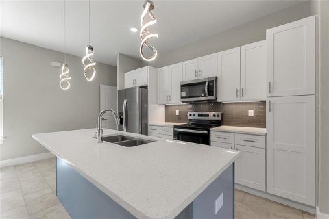 Casa en alquiler en North Port, Florida, 4 dormitorios, 159.51 m2 № 1632025 - foto 15