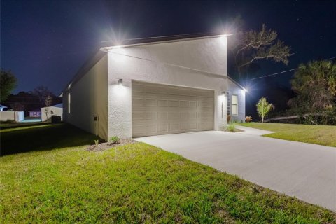 Casa en alquiler en North Port, Florida, 4 dormitorios, 159.51 m2 № 1632025 - foto 6