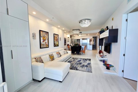 Condominio en alquiler en Sunny Isles Beach, Florida, 1 dormitorio, 89 m2 № 2030547 - foto 5