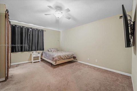 House in Fort Myers, Florida 3 bedrooms, 151.34 sq.m. № 1741533 - photo 26